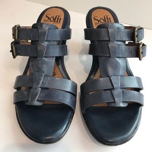 Woman’s Sofft Brand Blue Sandals.